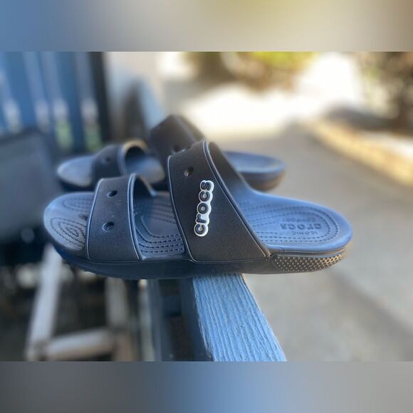 Crocs Women’s Classic Sandal Black Sz 10 US - Picture 1 of 13